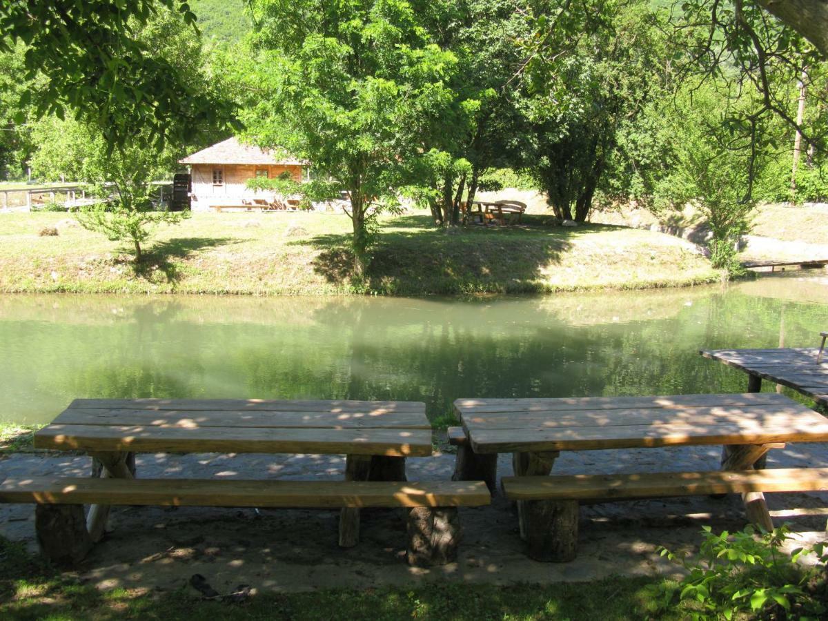 Villa Vodenica Lug Strmosten Esterno foto